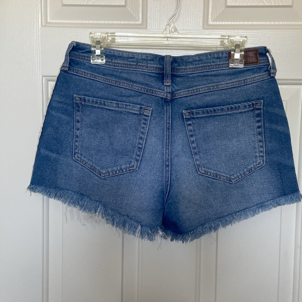 Hollister Blue Jean Shorts with Distressed Hem - Picture 3 of 4